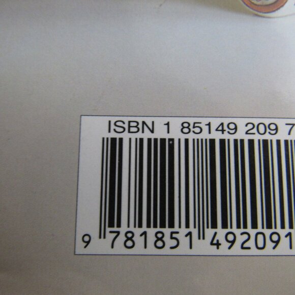 WEDGWOOD THE NEW ILLUSTRATED DICTIONARY BY ROBIN RELLY - Picture 8 of 12